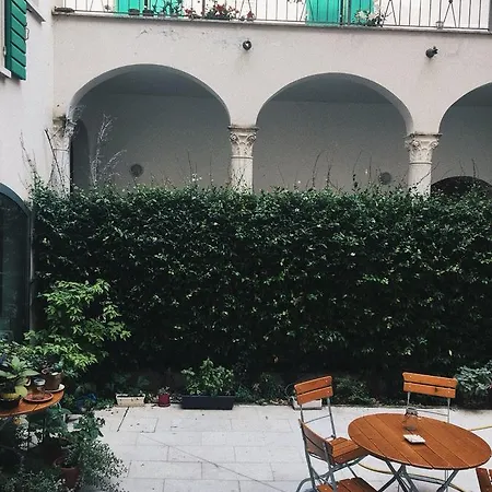 Domus Nova Residenza Il B&B Bed & Breakfast